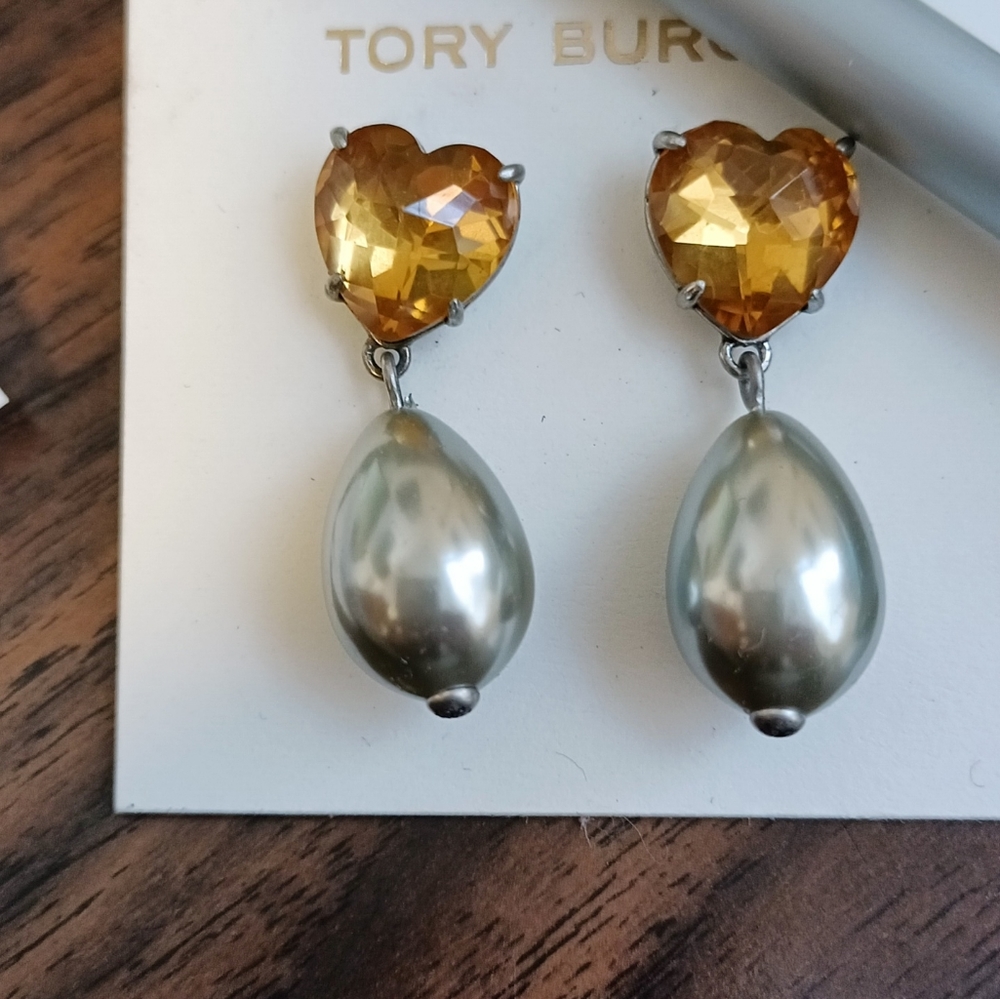 Tory Burch Pearl Earrings - Picture 4 of 4